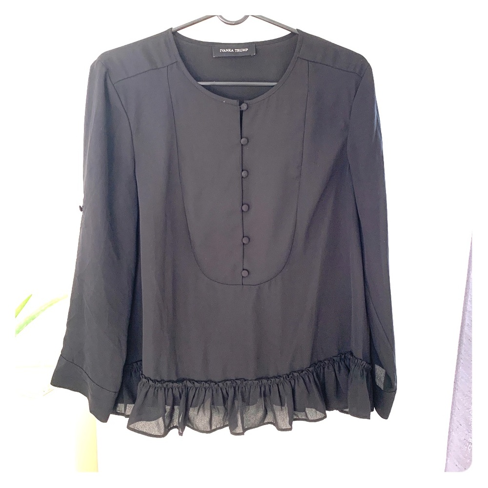 Black button 3/4 sleeve ruffle detail top